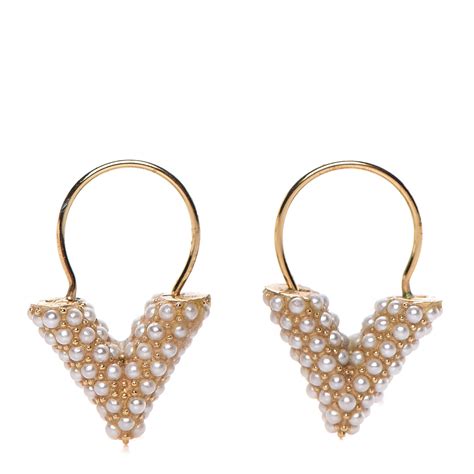 louis vuitton diamond earrings.